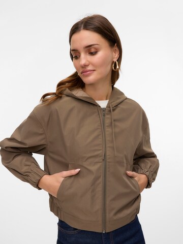 Giacca di mezza stagione 'VMVIC' di VERO MODA in marrone