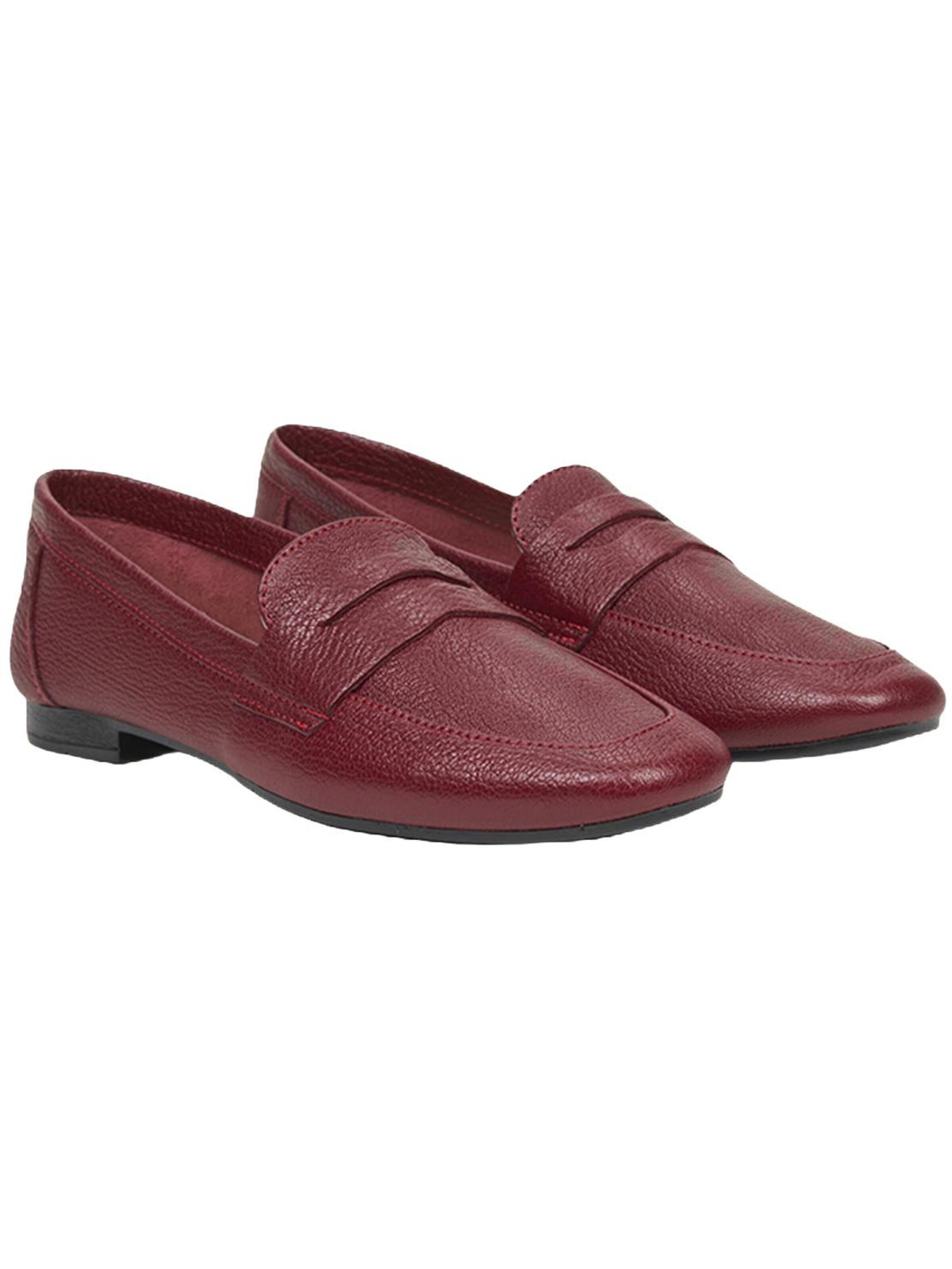 Desa Classic Flats 'Slipper' in Brown: front