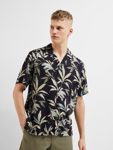 SELECTED HOMME - Ajuste regular Camisa 'SLHNOA' en azul: frente