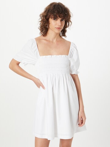 Robe Abercrombie & Fitch en blanc : devant