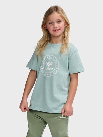 Hummel Performance shirt 'Tres' in Green: front