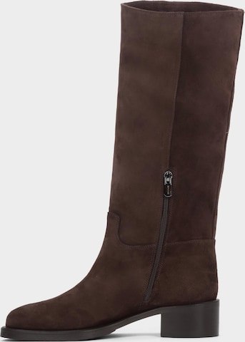 Estro Boots '32-0319-1' in Brown: front