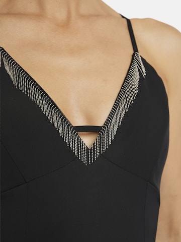 Robe de soirée 'ENAWI' Nicowa en noir