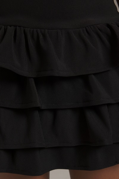 Trendyol Kleid in 34 in schwarz, Produktansicht