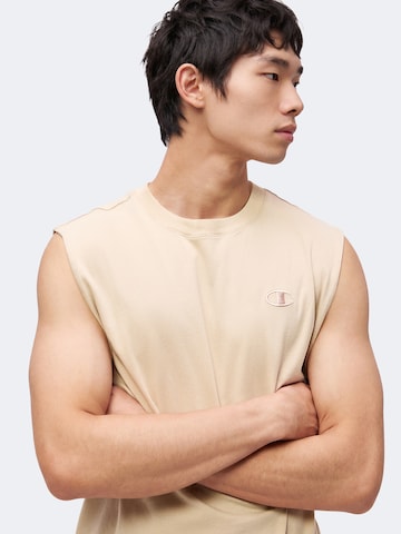 Tricou de la Champion pe bej