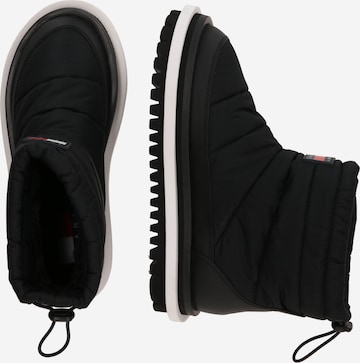 Tommy Jeans Snow Boots in Black