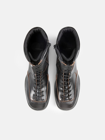 VAGABOND SHOEMAKERS Μπότες με κορδόνια 'SKY' σε μαύρο