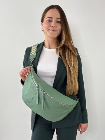 lePelou Fanny Pack 'TESSA' in Green