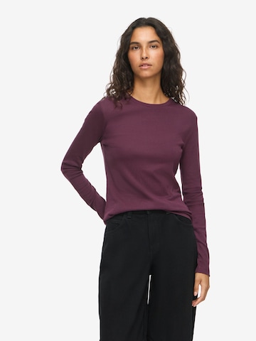 Noisy may Shirts 'NMStormy' i rød: forside