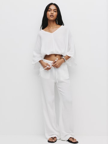 Pull&Bear Blouse in White
