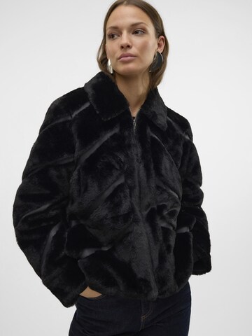 Veste mi-saison VERO MODA en noir