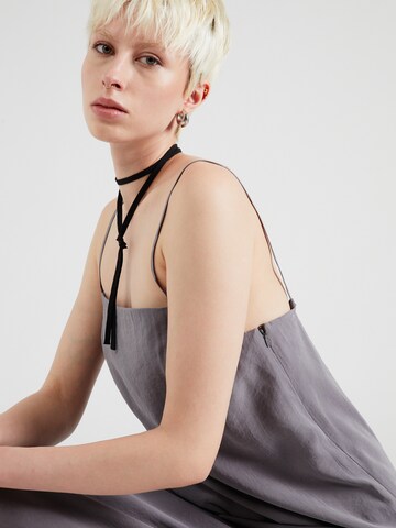 Abito di TOPSHOP in grigio