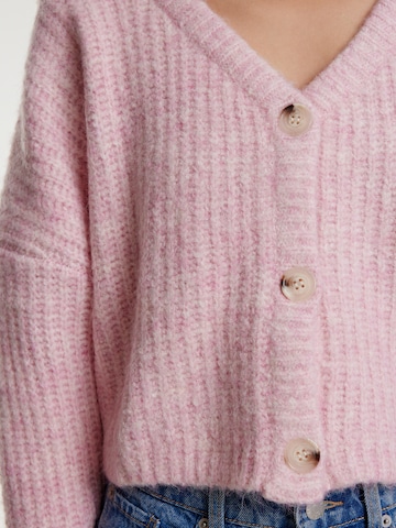 Cardigan 'Zanina' EDITED en rose