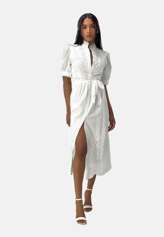 Elara Shirt Dress in White: front