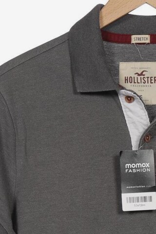 HOLLISTER Shirt in S in Grey