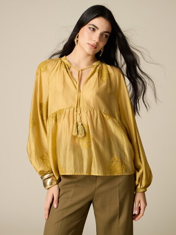 oltre Blouse in Geel