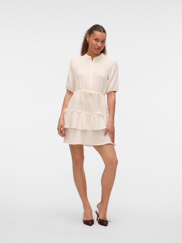 Robe-chemise 'VMNatti' VERO MODA en blanc