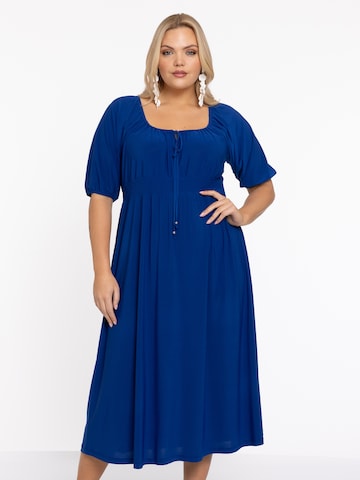 Yoek Dress in Blue: front