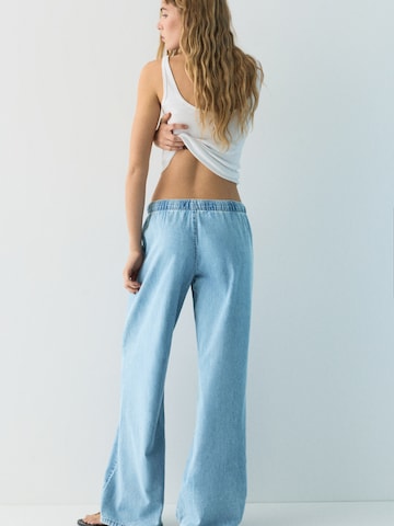Wide leg Jeans de la Pull&Bear pe albastru