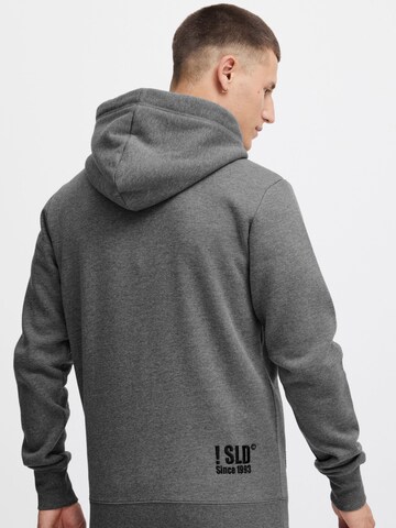 !Solid Sweatshirt 'BENE' in Grau