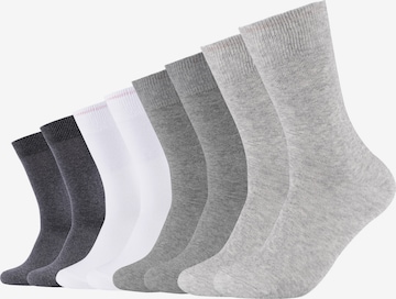 Chaussettes 'Milano' s.Oliver en gris : devant