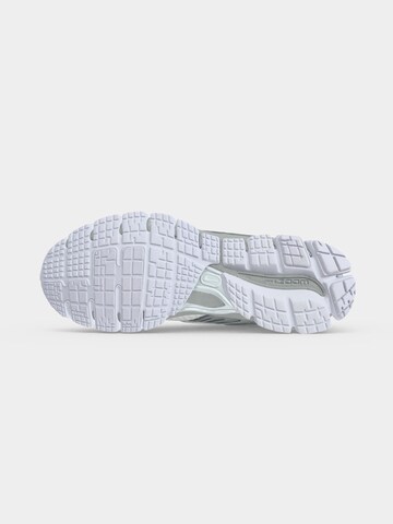Nike Sportswear - Zapatillas deportivas bajas 'ZOOM SKYLON 11' en blanco