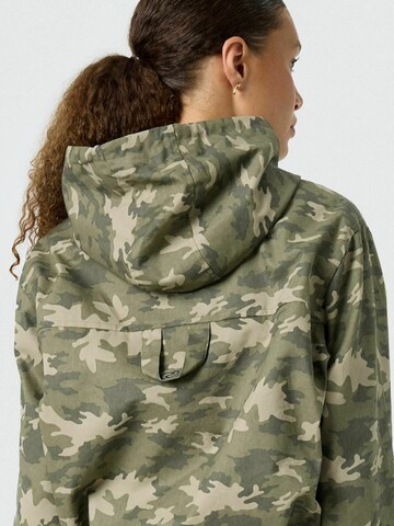 Résumé Välikausitakki ' MaxRS ' värissä vihreä