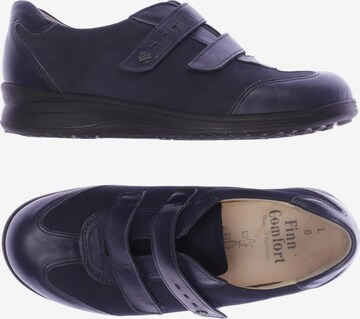 Finn Comfort Flats & Loafers in 39 in Blue: front