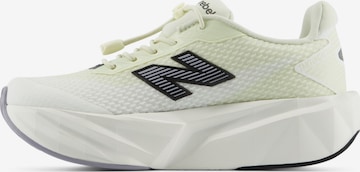 new balance - Calzado deportivo 'FuelCell Rebel Bungee Lace w/Toggle' en blanco: frente