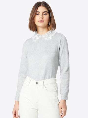 Coast Sweater in Grey: front