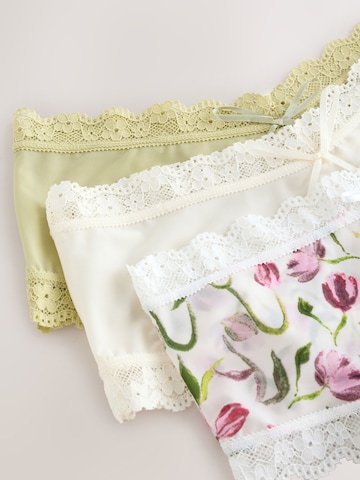 String Next en beige