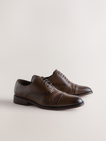 Next - Zapatos con cordón en marrón