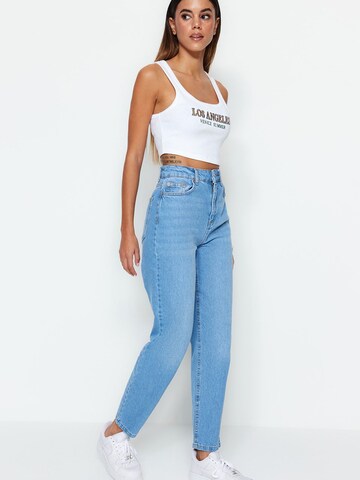 Trendyol Regular Jeans in Blue