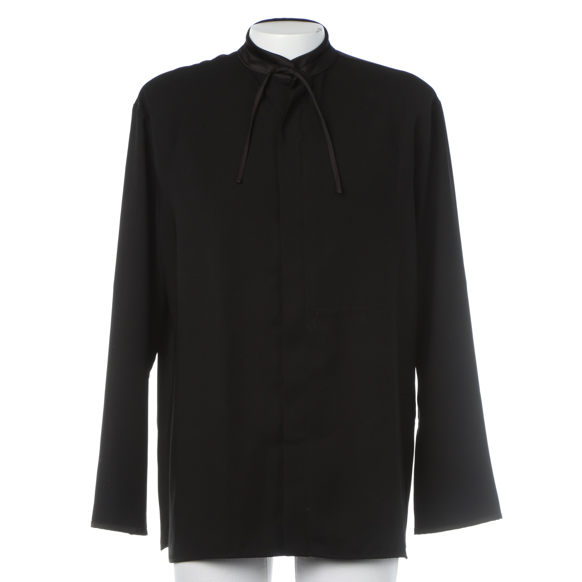 Roberto Collina Button Up Shirt in M in Black: front