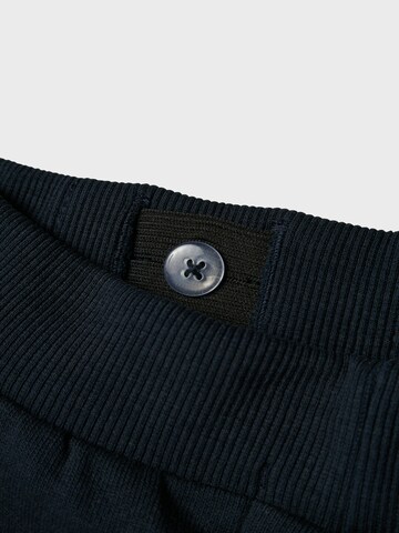 Tapered Pantaloni 'NMNOli' di NAME IT in blu