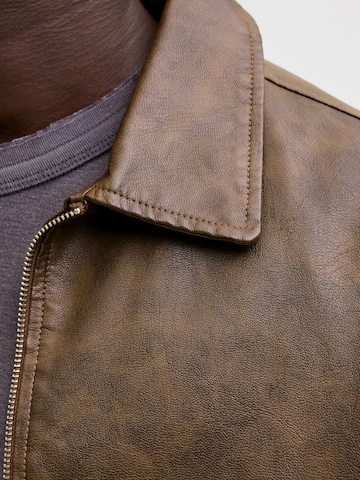 JACK & JONES Overgangsjakke 'JJLEON' i brun