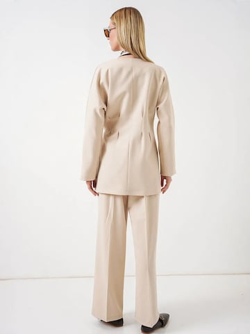 Bigdart Blazer in Beige