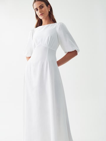 Robe 'ARYA' Calli en blanc