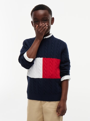 TOMMY HILFIGER Svetr 'Essential' – modrá: přední strana