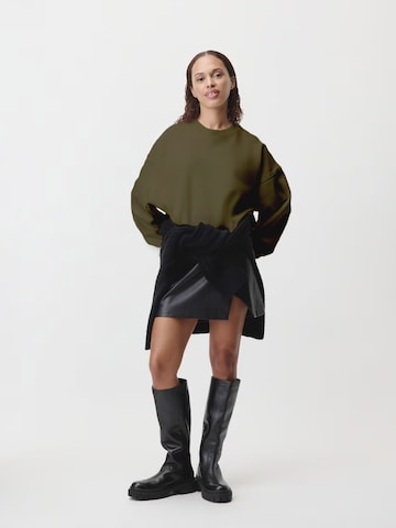 LeGer by Lena GerckeSweater majica 'Antonietta' - zelena boja