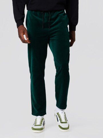 Sinned x ABOUT YOU Regular Trousers 'Luca' in Green: front