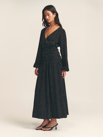 Rochie 'May Gather' de la St MRLO pe negru