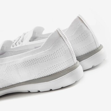 Scarpa slip-on di LASCANA in bianco