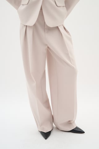 Loosefit Pantalon à pince 'Bryelle' InWear en beige : devant