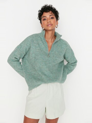 Pull-over Trendyol en vert