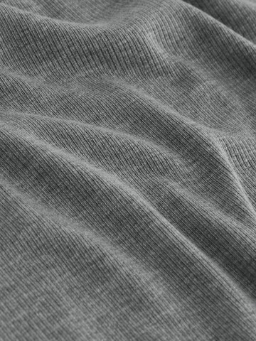 Next Paita värissä harmaa