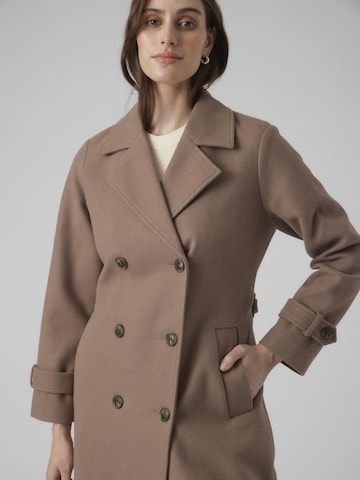 Manteau mi-saison 'FORTUNE VEGA' VERO MODA en marron