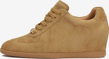 Baskets basses Kazar en marron : devant