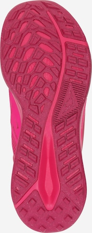 Chaussure de course 'Juniper Trail 2' NIKE en rose