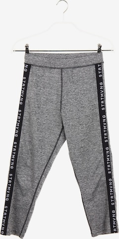 UNBEKANNT Pants in XS in Grey: front